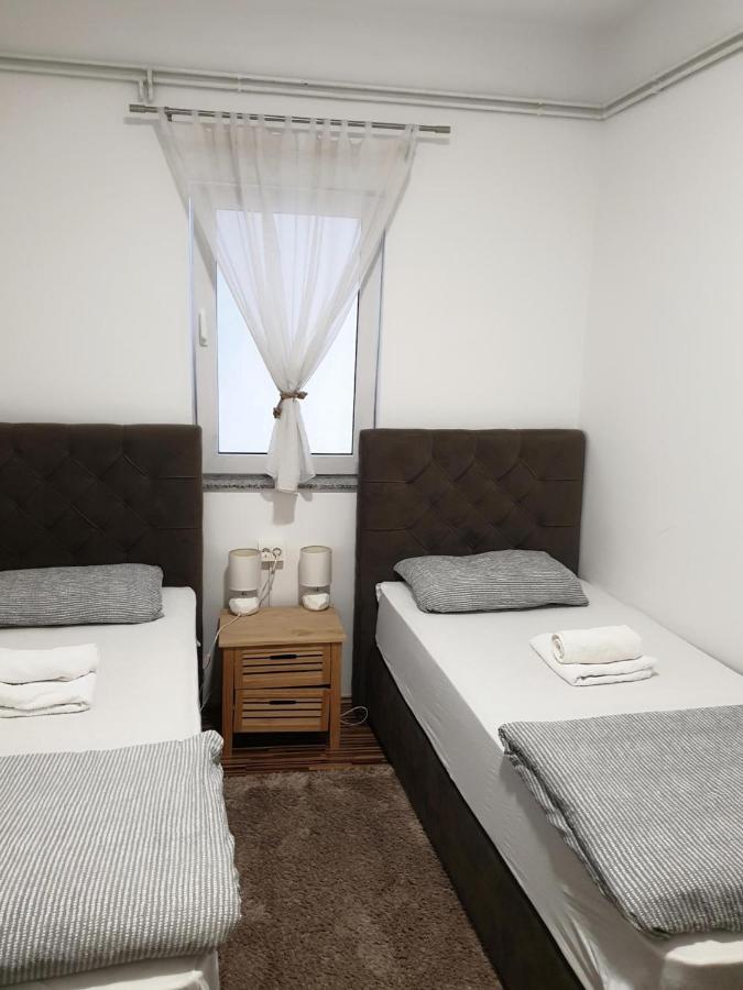Apartment Laura & Lucija Osijek Eksteriør bilde